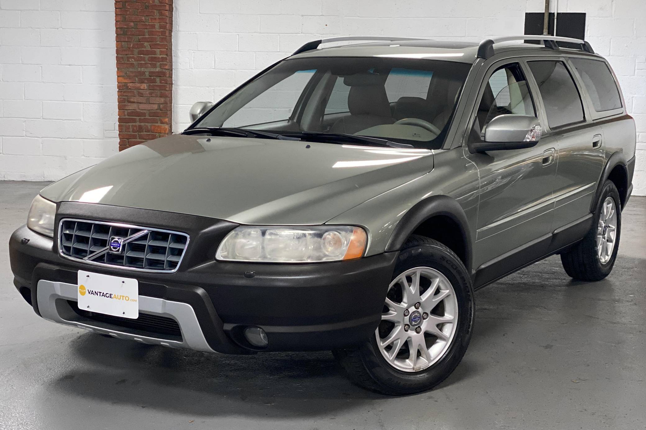 2007 Volvo XC70 2.5 AWD for Sale - Cars & Bids