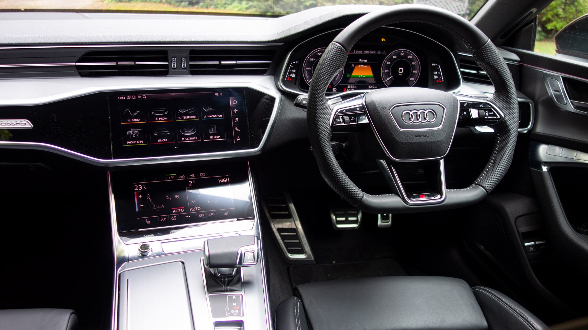 Audi A7 Sportback 55 quattro TFSI e review (2023): A sporty plug-in hybrid  - TotallyEV