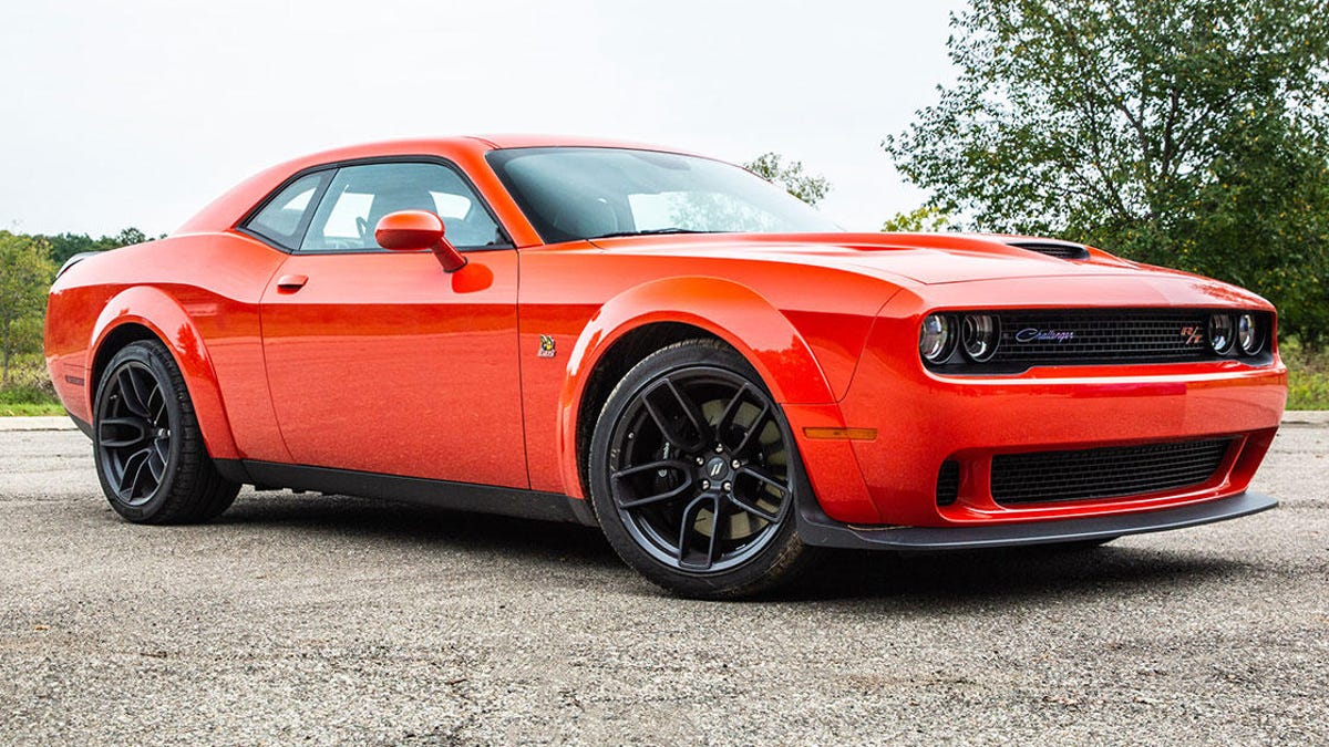 2019 Dodge Challenger Review: Brash and better than ever - CNET