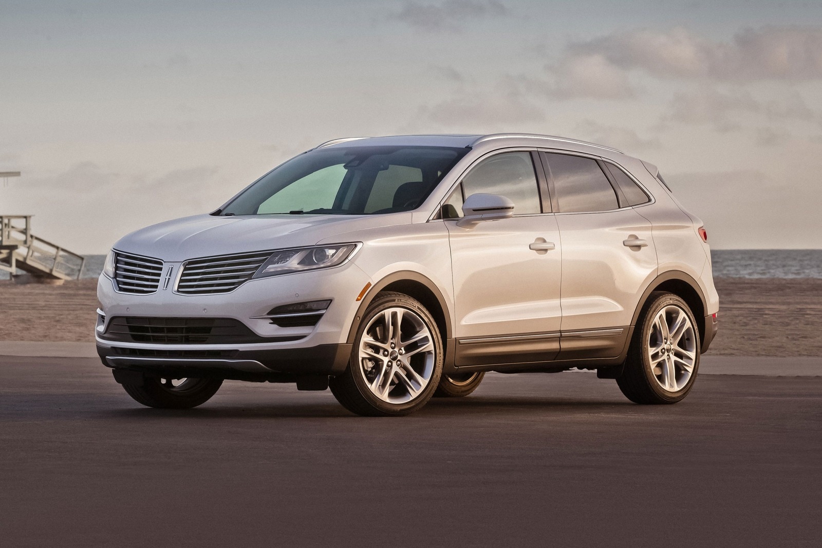 2018 Lincoln MKC Review & Ratings | Edmunds
