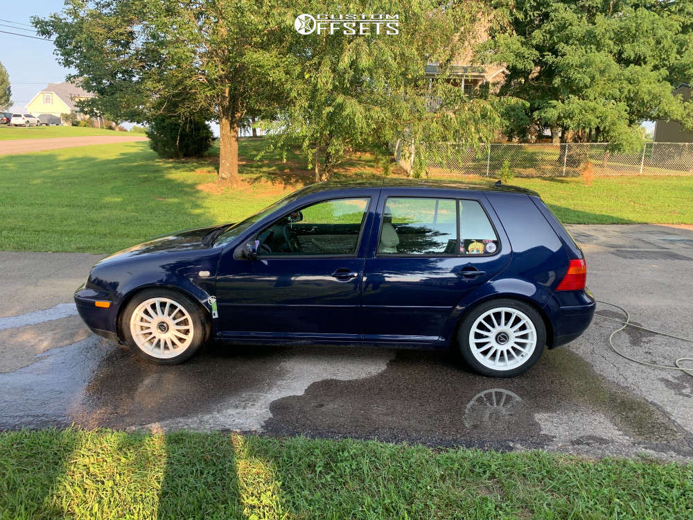 2004 Volkswagen Golf with 17x7.5 40 Fifteen52 Podium and 215/45R17 Pirelli  Cinturato P7 All Season Plus and Coilovers | Custom Offsets