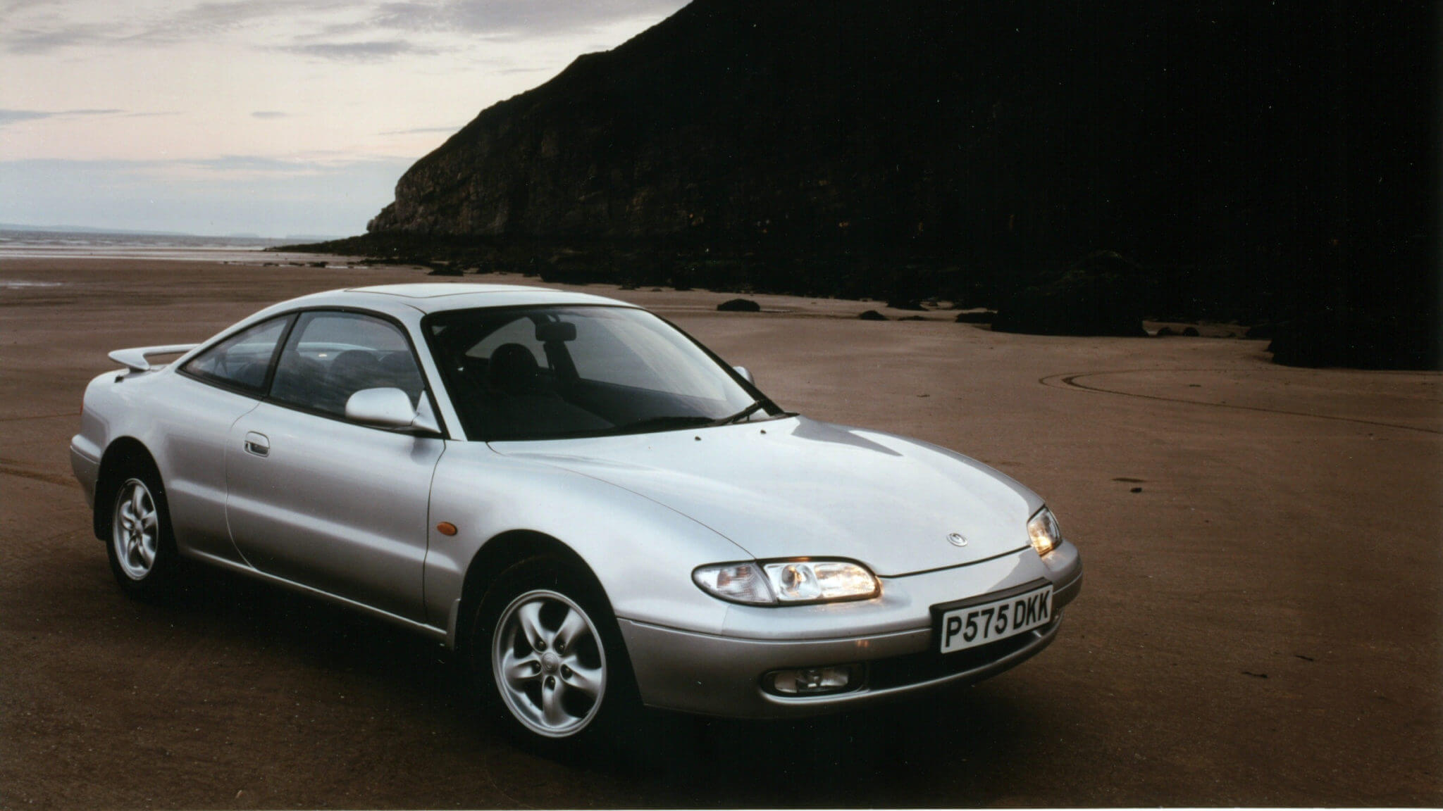 Mazda Might Bring Back the MX-6 Coupe According to a Trademark Filing –  GTPlanet