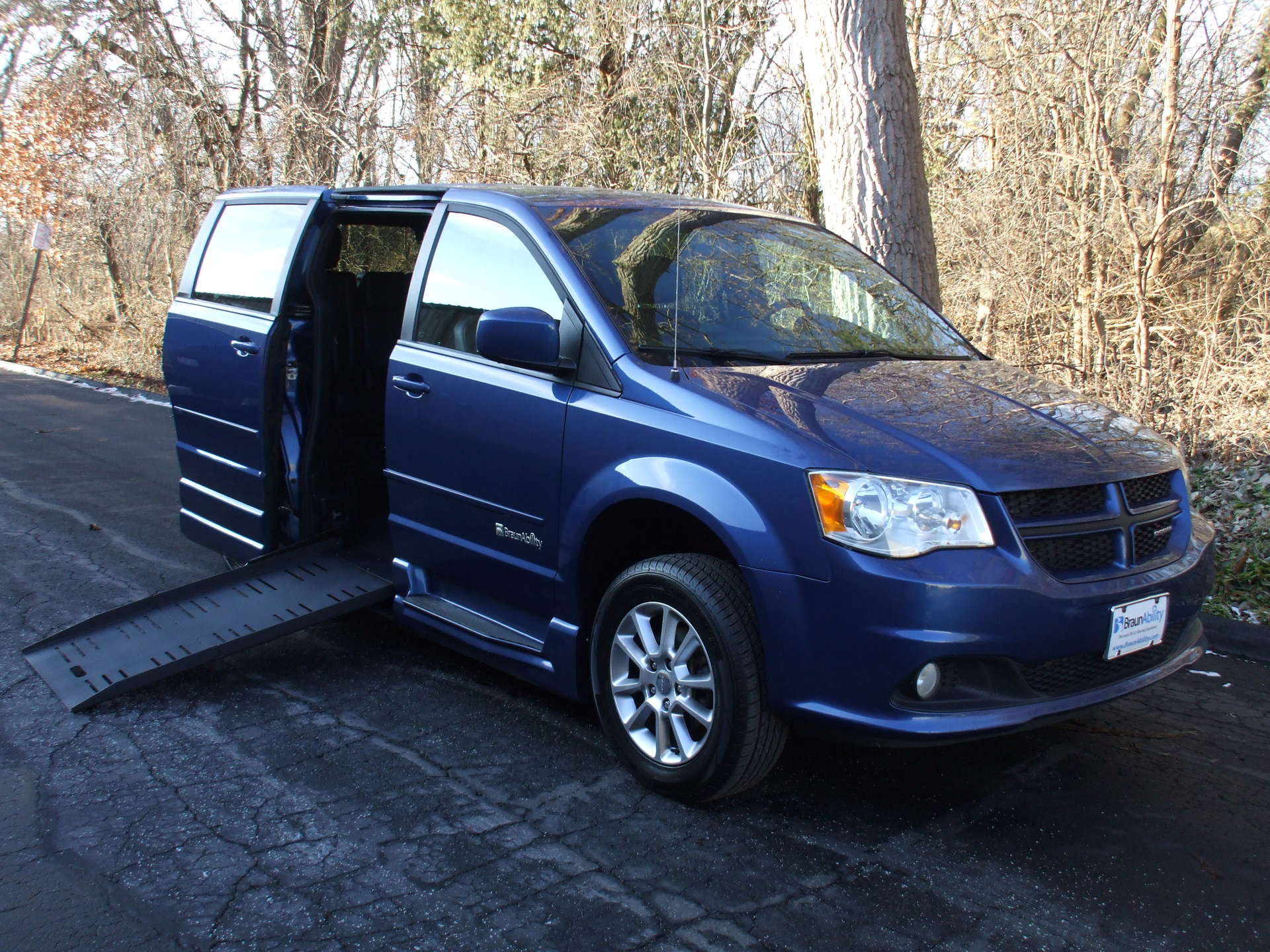 2011 Dodge Grand Caravan | Stock: W5743 | Wheelchair Van For Sale | Gresham  Driving Aids