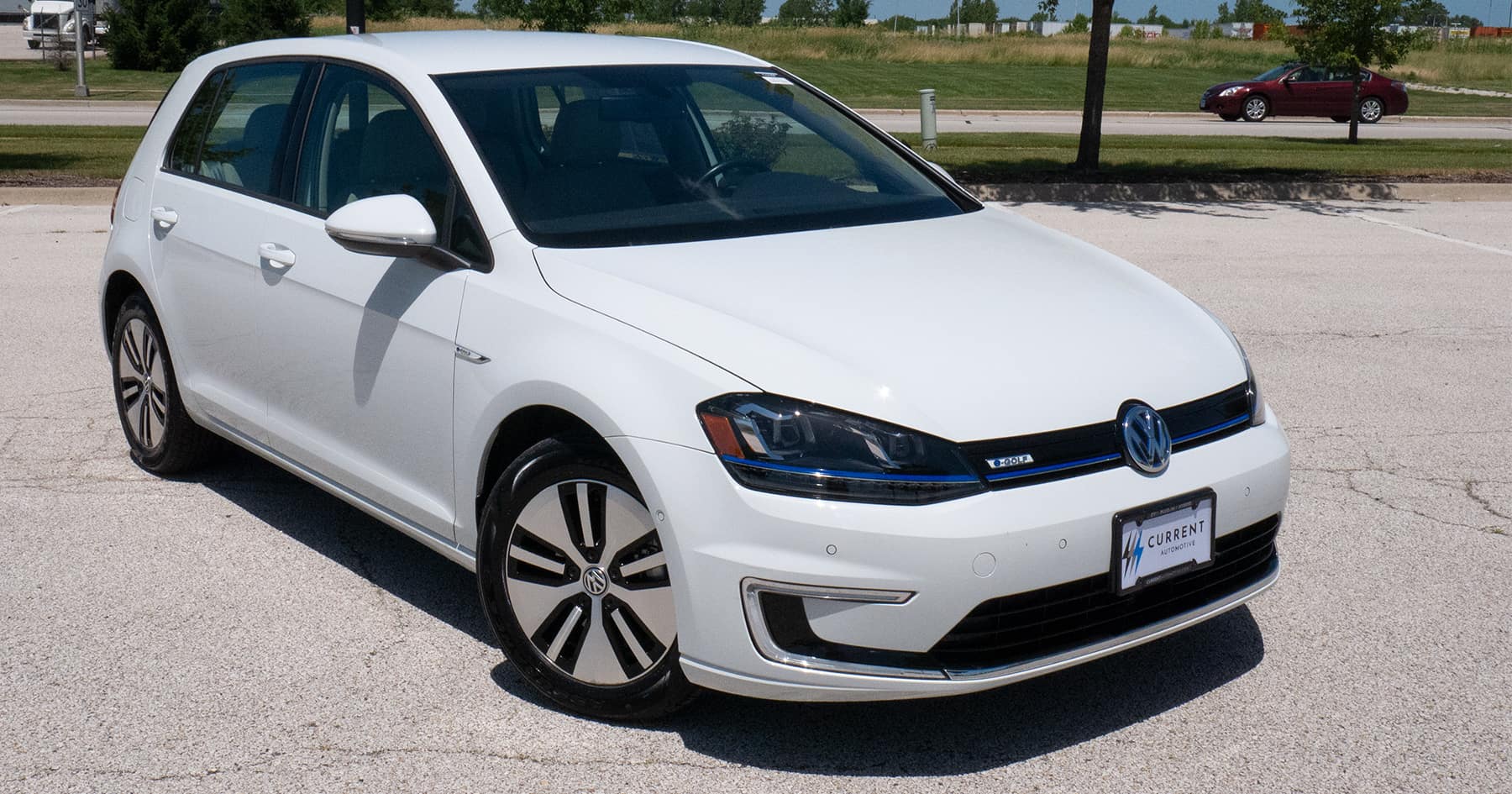 Volkswagen e-Golf Review - features, trims, specs, and buyer's guide |  Current Automotive