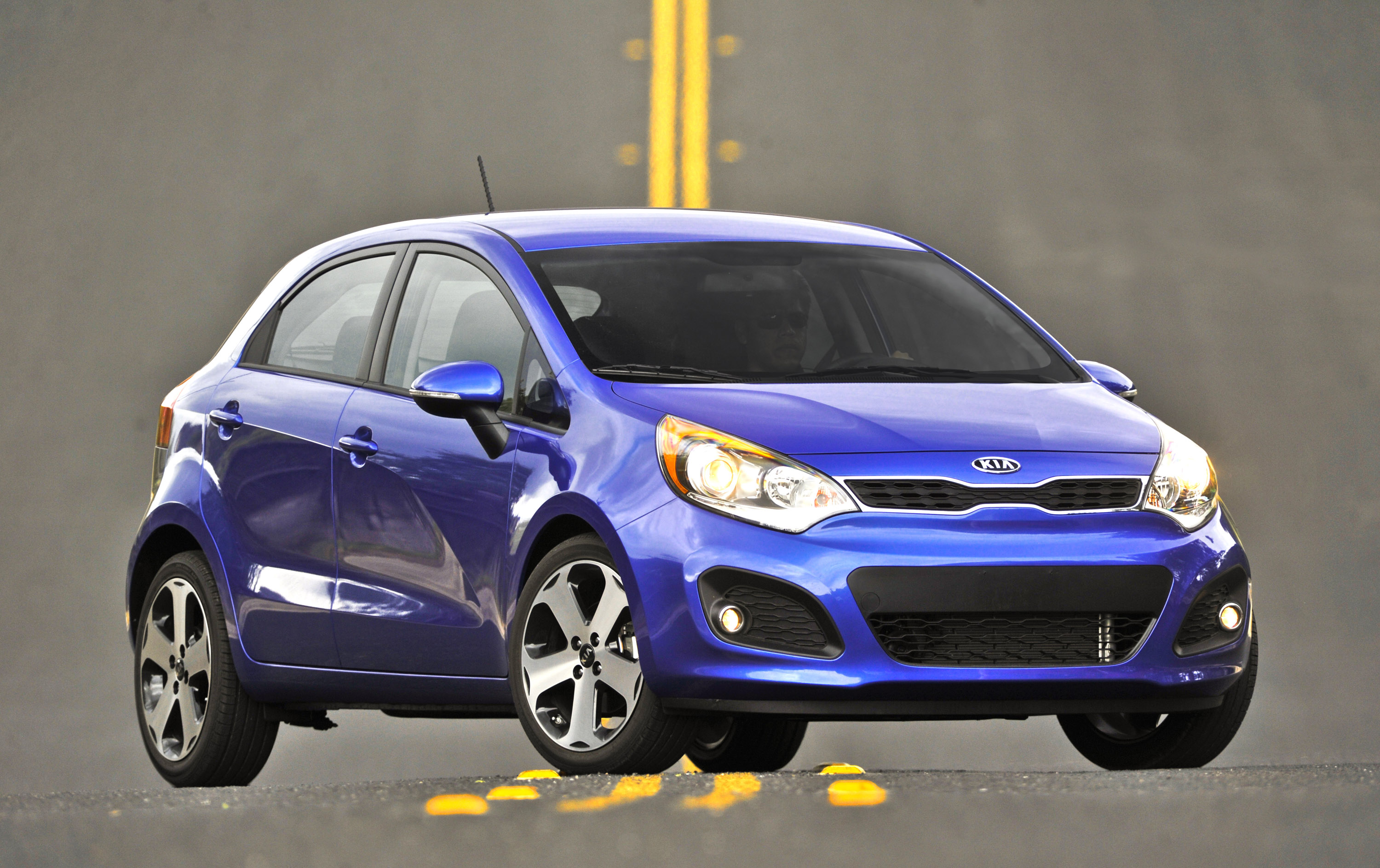 2012 Kia Rio 5-Door - HD Pictures @ carsinvasion.com