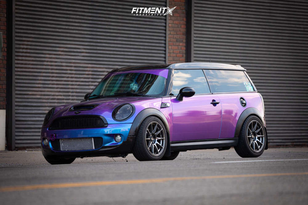 2009 Mini Cooper S Clubman with 17x9.75 XXR 527 and Firestone 225x45 on  Coilovers | 781197 | Fitment Industries