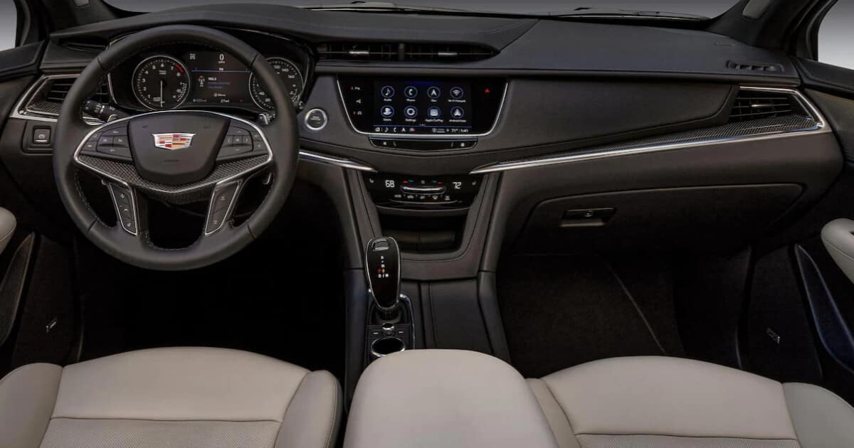 2022 Cadillac XT5 Interior | Thompson Cadillac