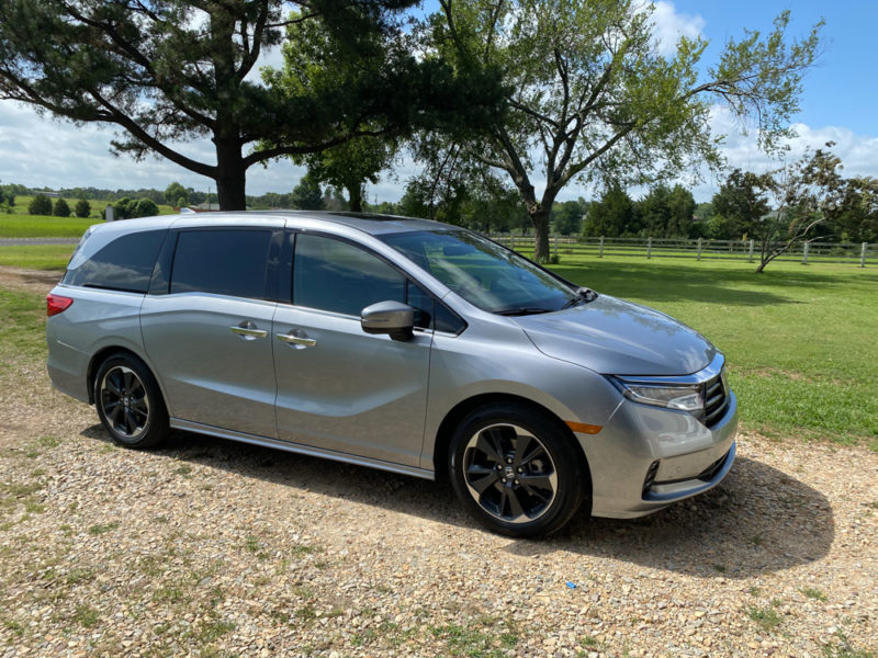 Why This Classic Minivan Is the Best: 2021 Honda Odyssey Elite - A Girls  Guide to Cars