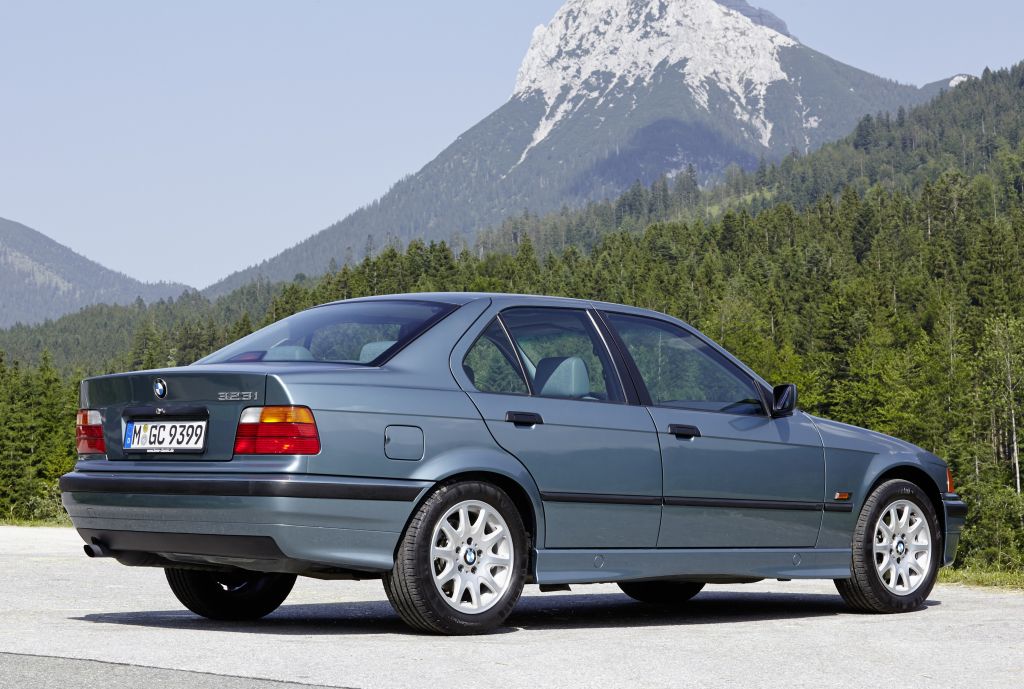 BMW 323i Sedan (E36) '1995–98 | Bmw, Bmw série 3, Carros