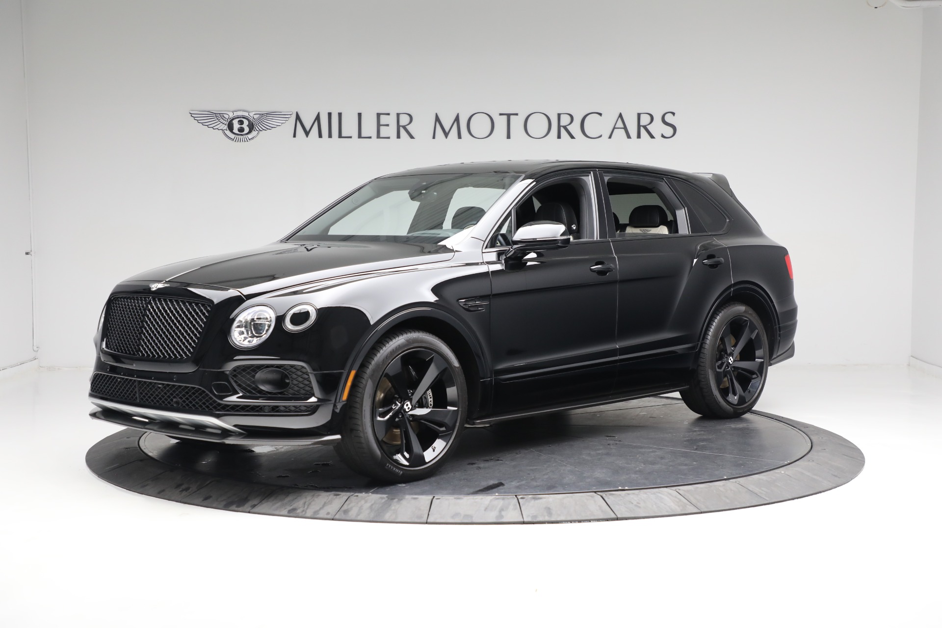 Pre-Owned 2018 Bentley Bentayga Black Edition For Sale (Special Pricing) |  Aston Martin of Greenwich Stock #8576