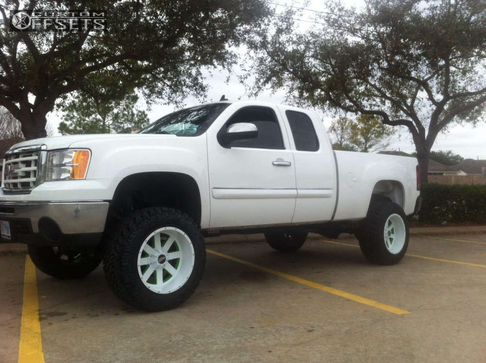 2010 GMC Sierra 1500 with 20x12 -44 Moto Metal MO962 and 35/12.5R20 Nitto  Trail Grappler and Lifted >9" | Custom Offsets