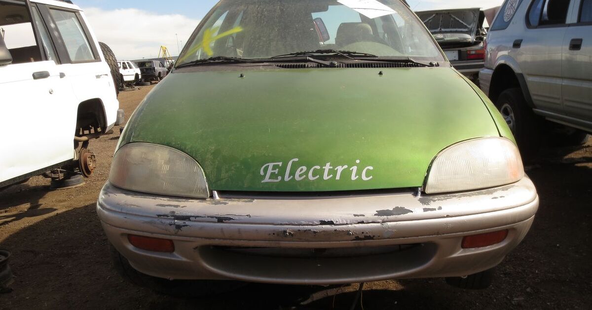 Junkyard Find: Electric 1995 Geo Metro | The Truth About Cars