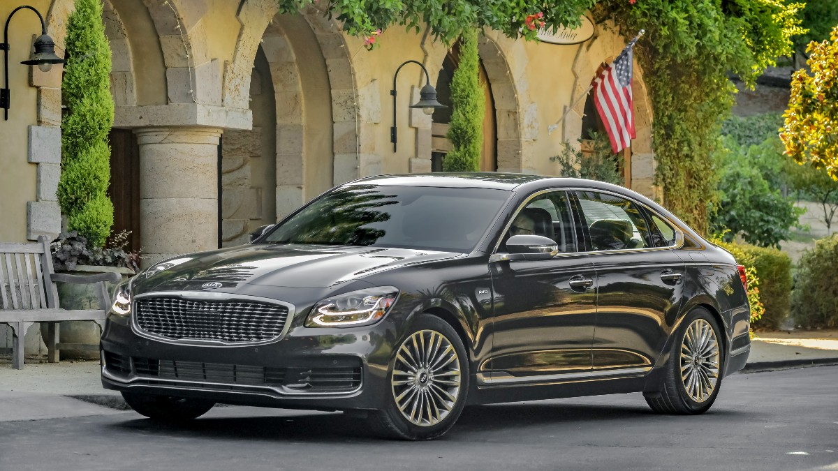 Why Did The Kia K900 Fizzle Out?