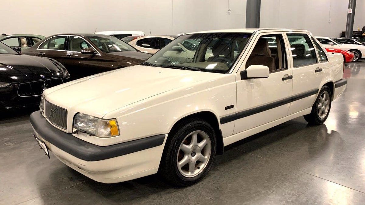 At $3,950, Will This 1996 Volvo 850 GLT Make You Hip To Be Square?
