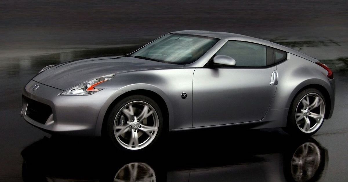 Here's What A 2009 Nissan 350Z Costs Today