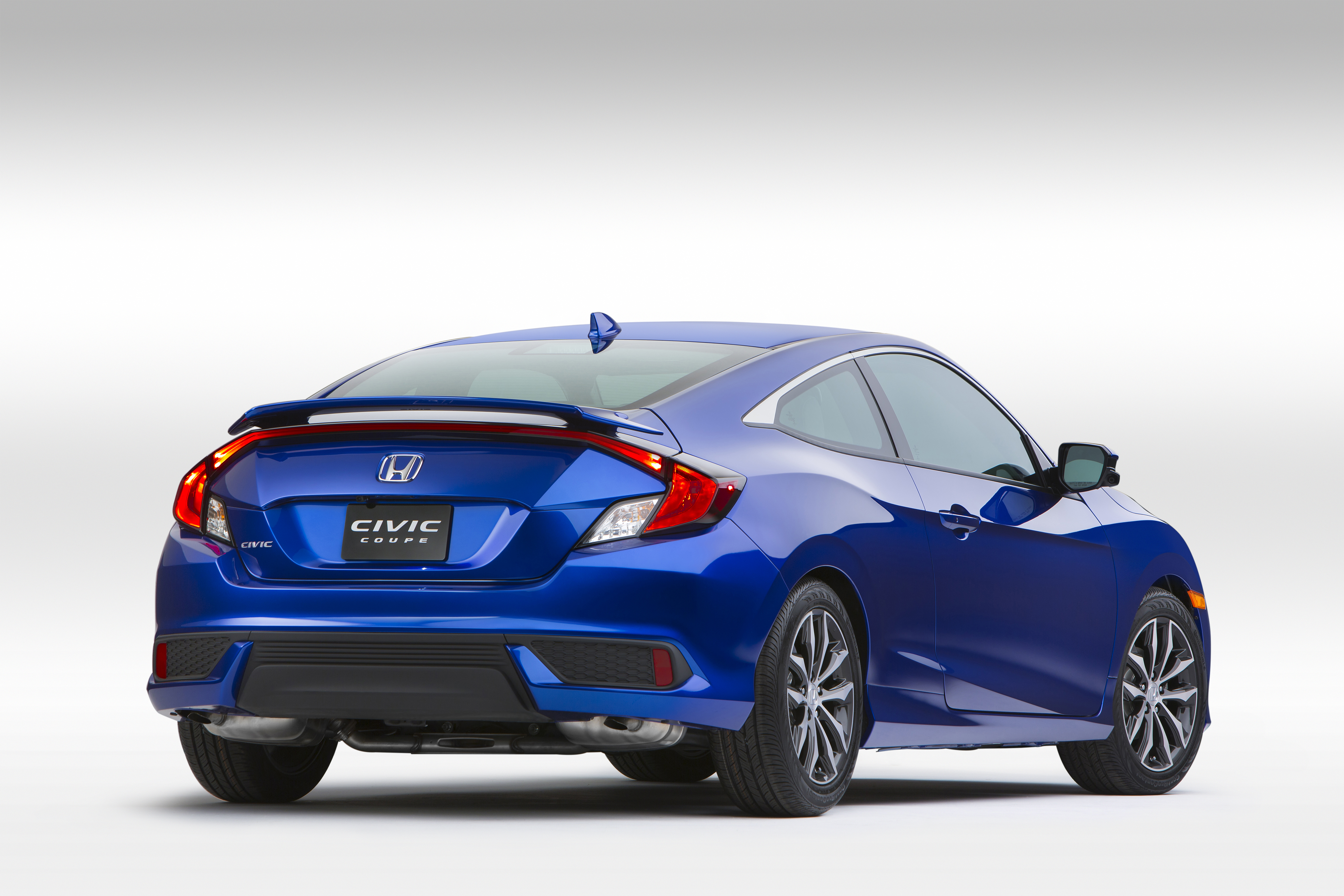 This Is It: 2016 Honda Civic Coupe Officially Unveiled