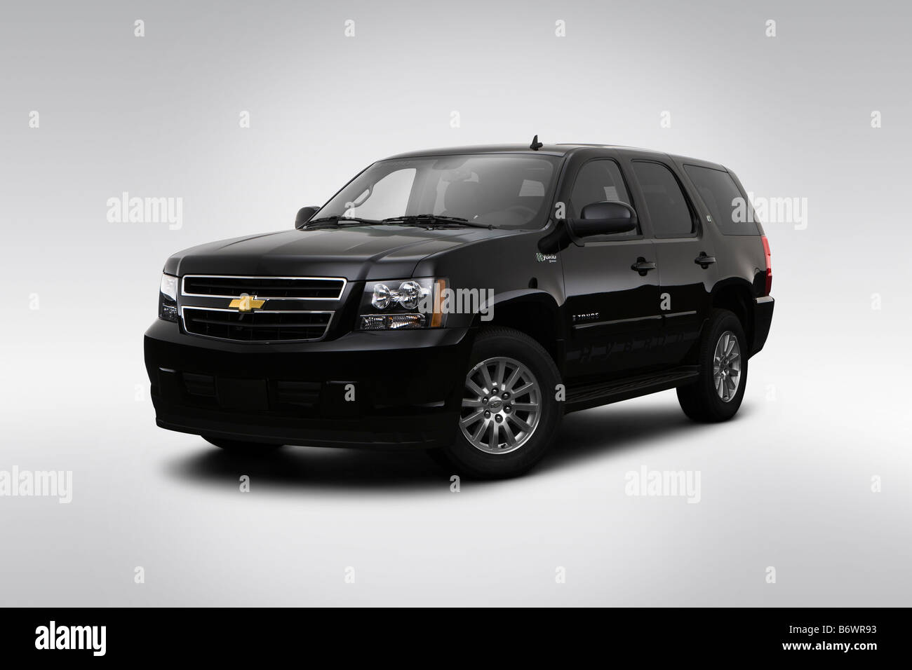 2009 Chevrolet Tahoe Hybrid in Black - Front angle view Stock Photo - Alamy