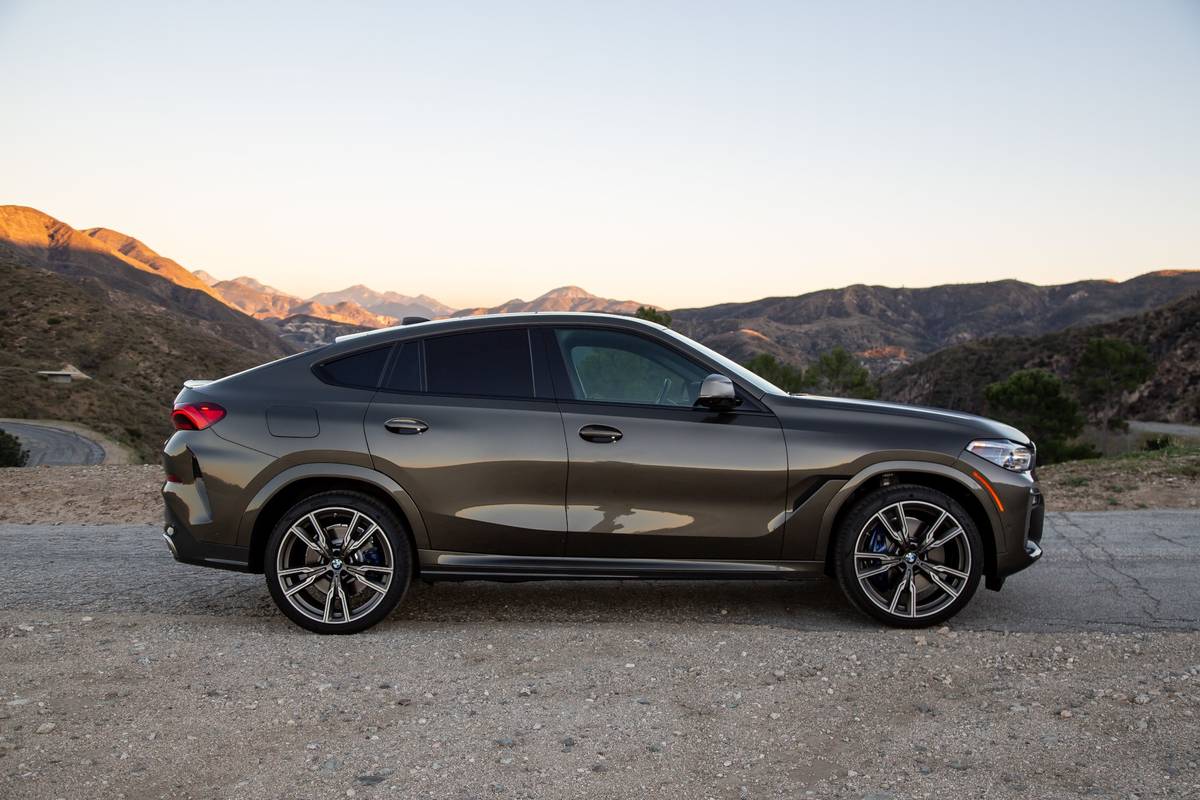 2020 BMW X6 Specs, Price, MPG & Reviews | Cars.com
