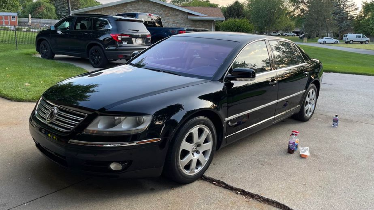 This Dirt Cheap Volkswagen Phaeton W12 Is Your Ticket To Bargain Luxury, Or  Ruin