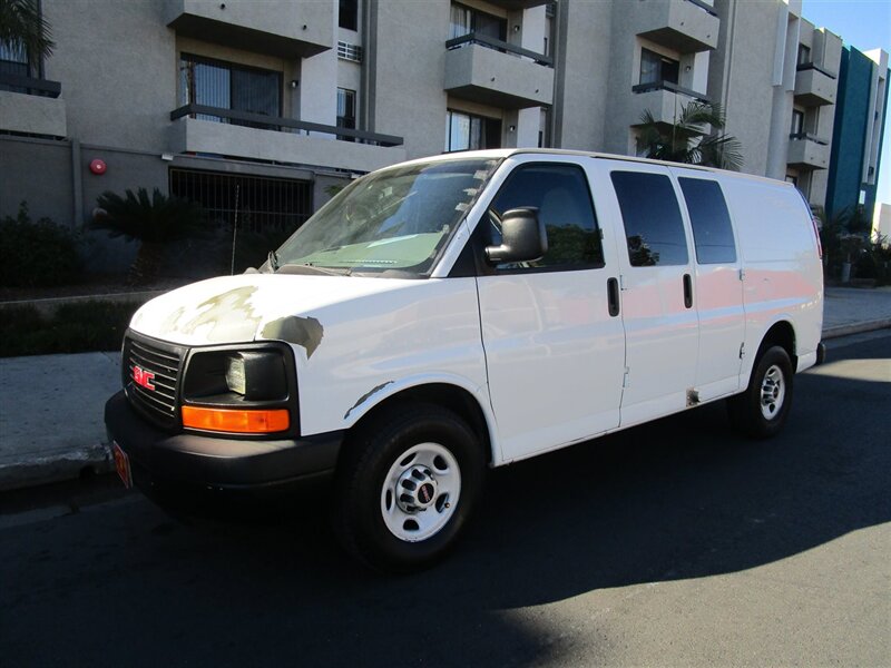 2011 GMC Savana 2500