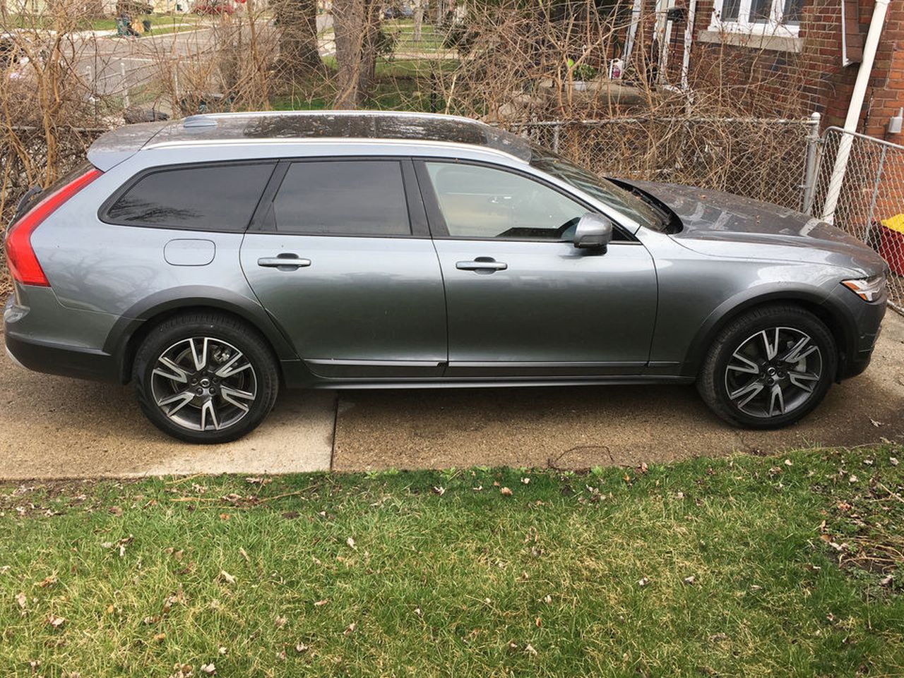 What we liked and didn't like: 2019 Volvo V90 Cross Country T6 - mlive.com