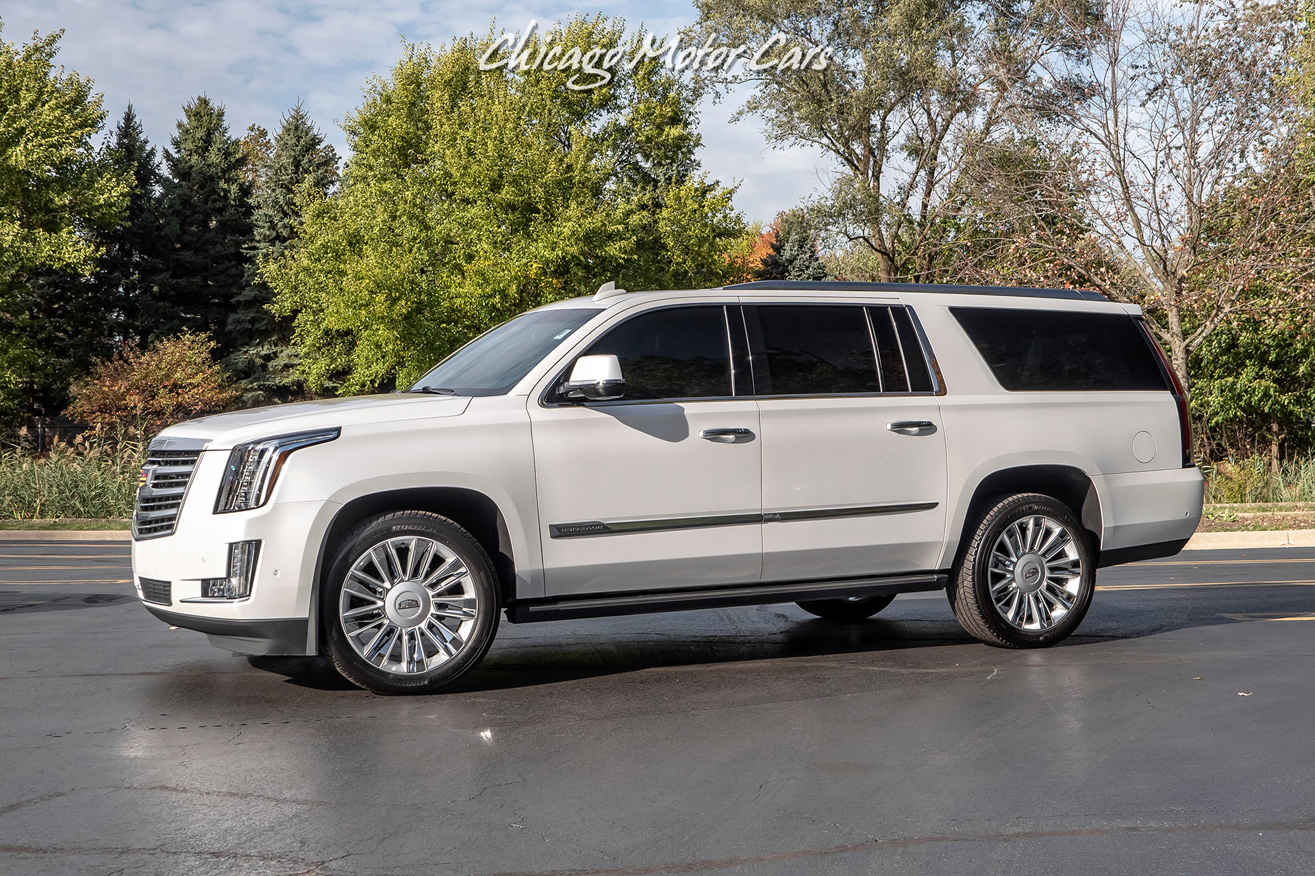 Used 2018 Cadillac Escalade ESV 4WD Platinum SUV MSRP $102K+ LOADED! REAR  SEAT ENTERTAINMENT! For Sale (Special Pricing) | Chicago Motor Cars Stock  #17566