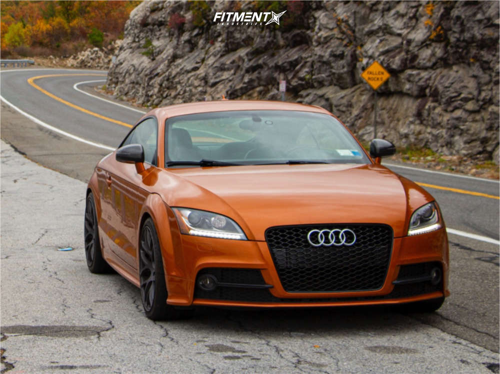 2014 Audi TTS Quattro Base with 19x9.5 VMR V710ff and Firestone 255x35 on  Stock Suspension | 1509141 | Fitment Industries