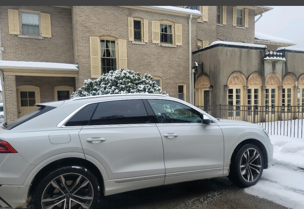 My first Audi: 2021 SQ8 Prestige with luxury package, Glacier white with  red interior. Night Vision, Bang & Olufsen 3D Advanced Sound System, 22"  Audi Sport 5-V-Spoke Star Design. : r/Audi