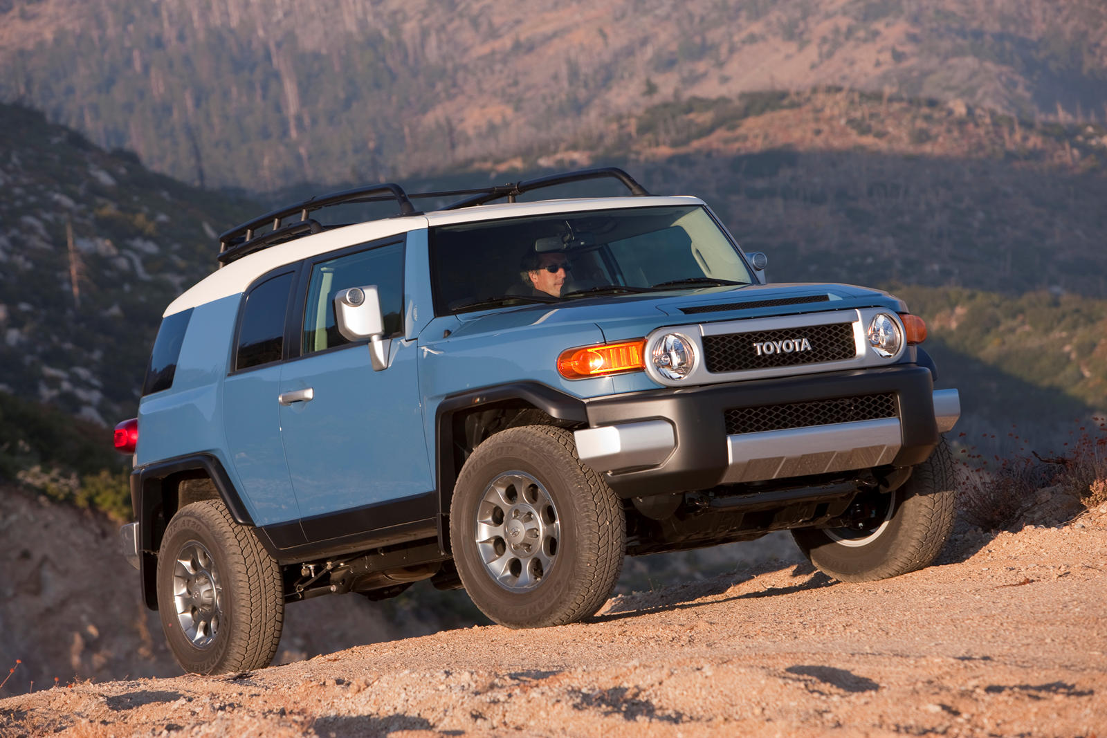 2012 Toyota FJ Cruiser: Review, Trims, Specs, Price, New Interior Features,  Exterior Design, and Specifications | CarBuzz