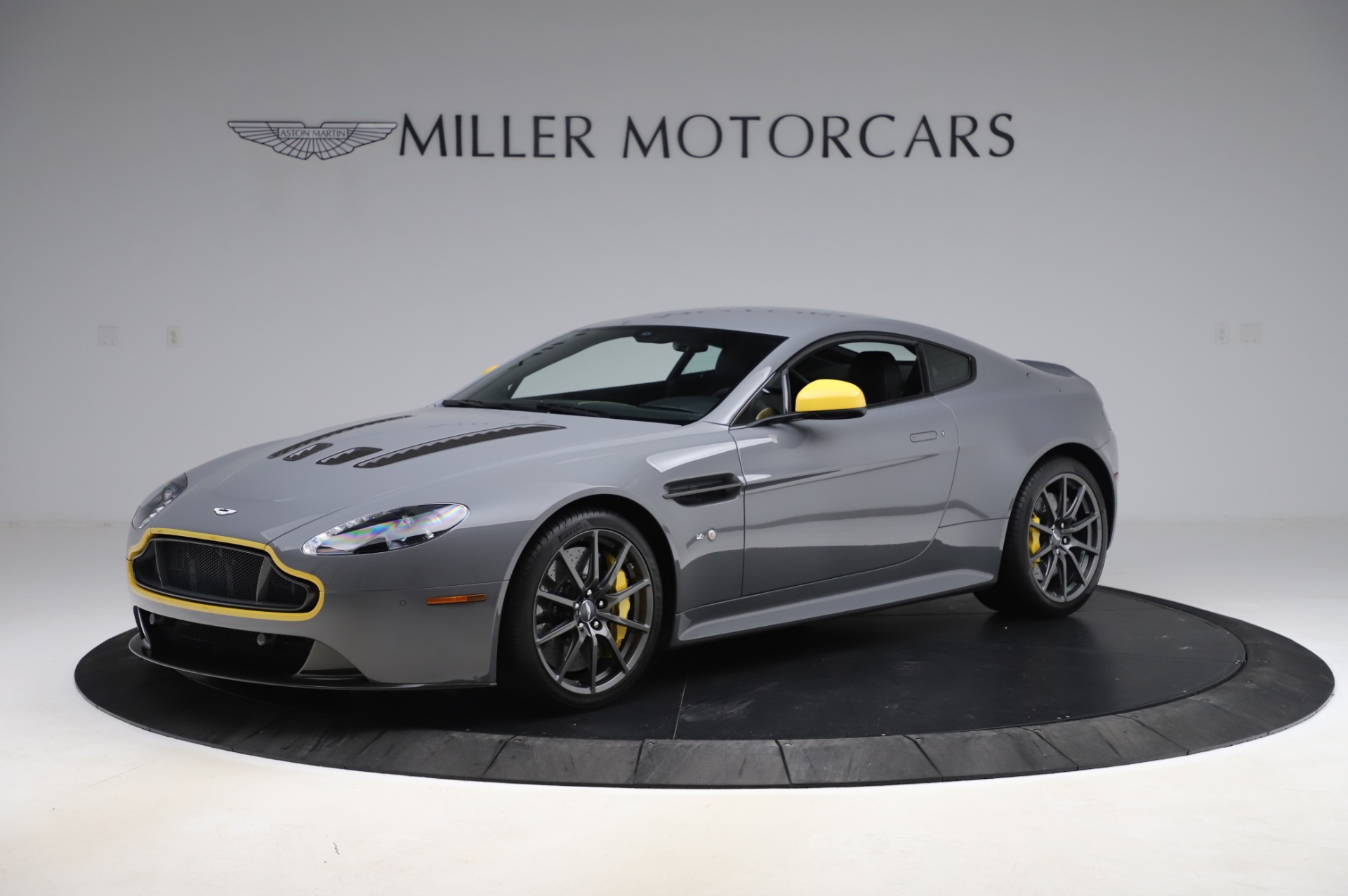 Pre-Owned 2017 Aston Martin V12 Vantage S For Sale (Special Pricing) |  McLaren Greenwich Stock #7933