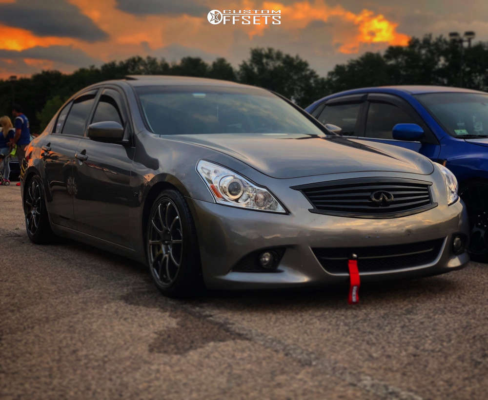 2015 INFINITI Q40 with 18x8.5 43 Rota G-force and 225/40R18 Nankang Ns-2r  and Coilovers | Custom Offsets