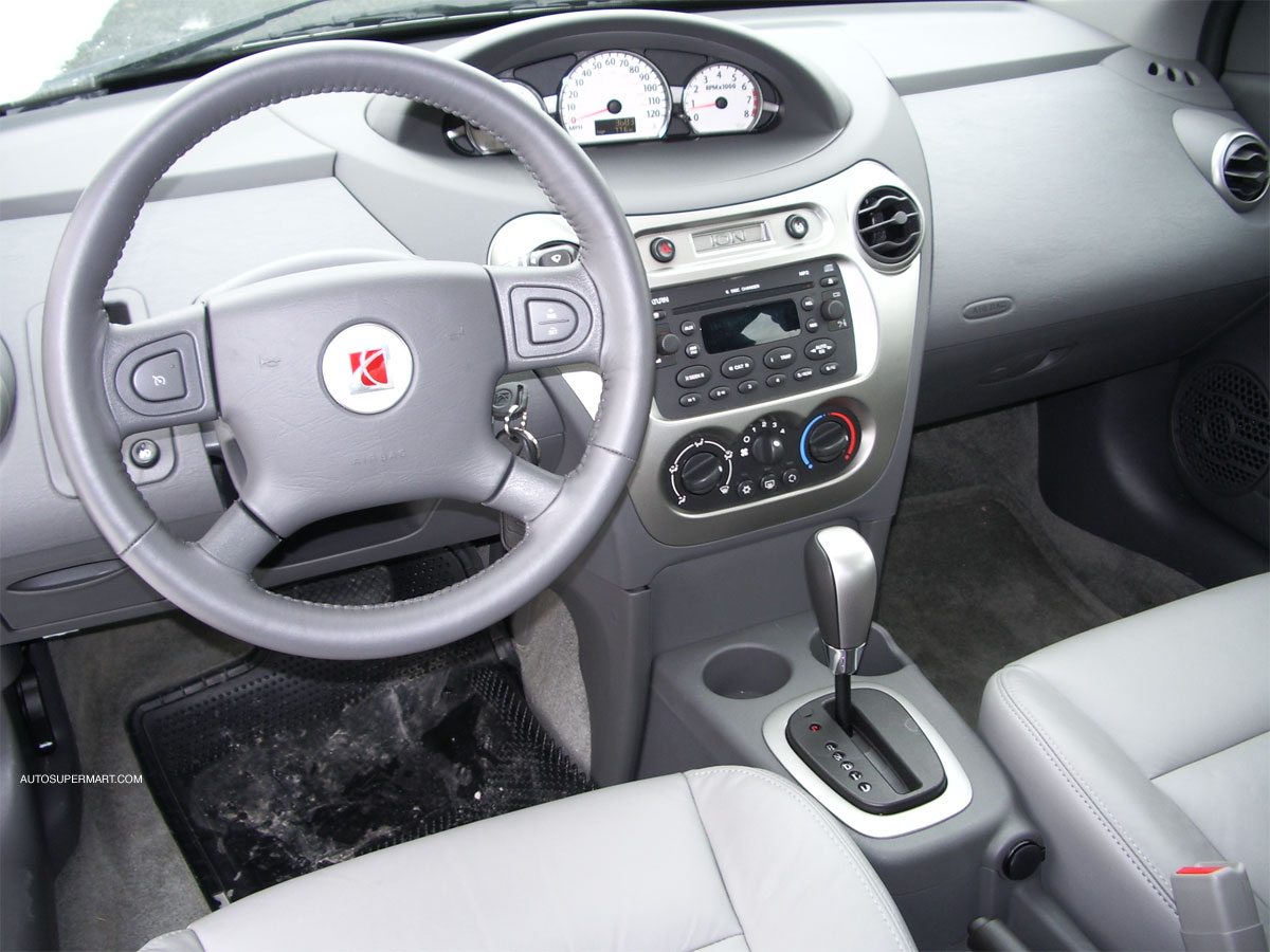 Steering wheel differences between models? - SaturnFans.com Forums