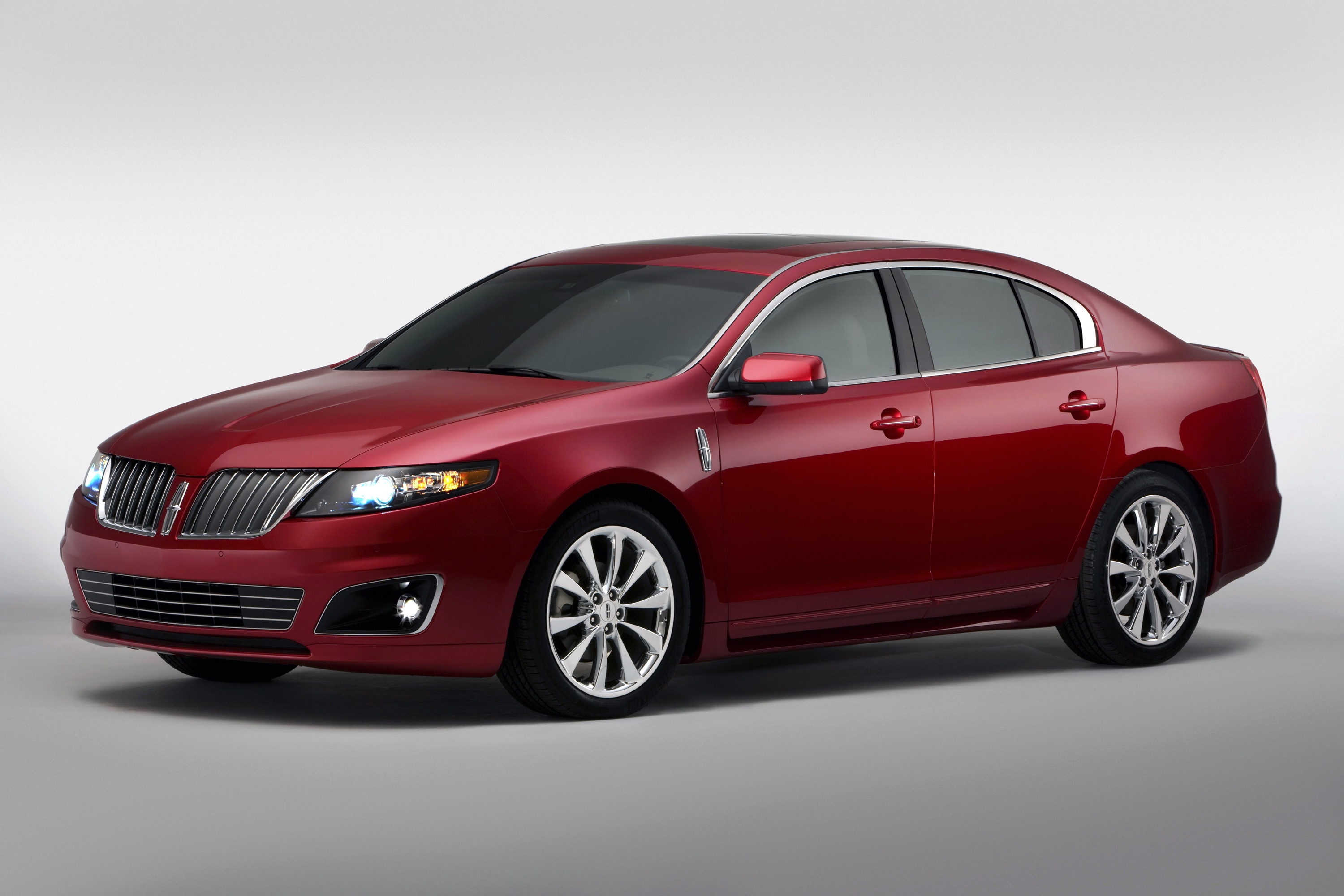 Almost Here: 2010 Lincoln MKS With EcoBoost For High Performance, Higher  Mileage
