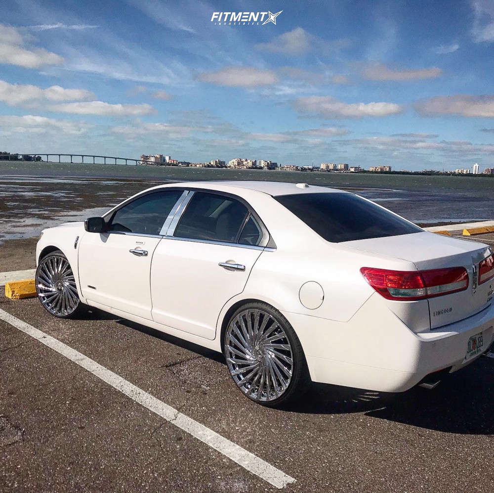 2011 Lincoln MKZ Hybrid with 22x9 Azara Aza-501 and Delinte 225x30 on Stock  Suspension | 951234 | Fitment Industries