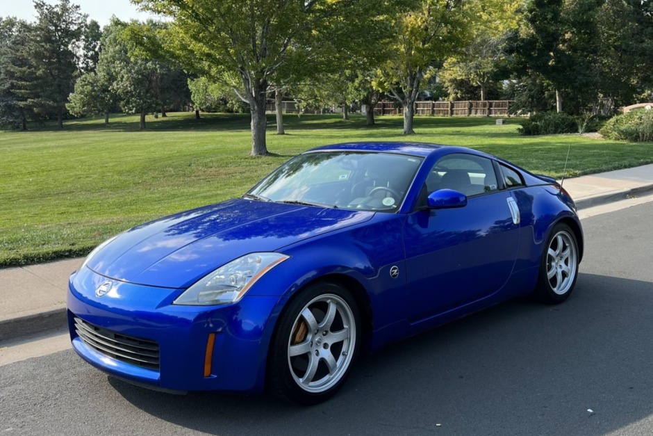 5k-Mile 2003 Nissan 350Z Track Coupe 6-Speed for sale on BaT Auctions -  sold for $24,250 on October 20, 2022 (Lot #87,997) | Bring a Trailer