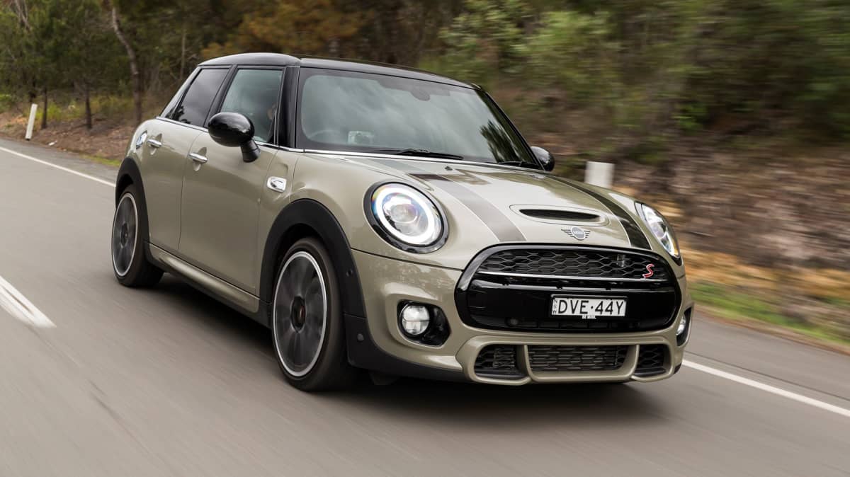 2018 Mini Cooper S She Says, He Says Review | Value, Space, Performance