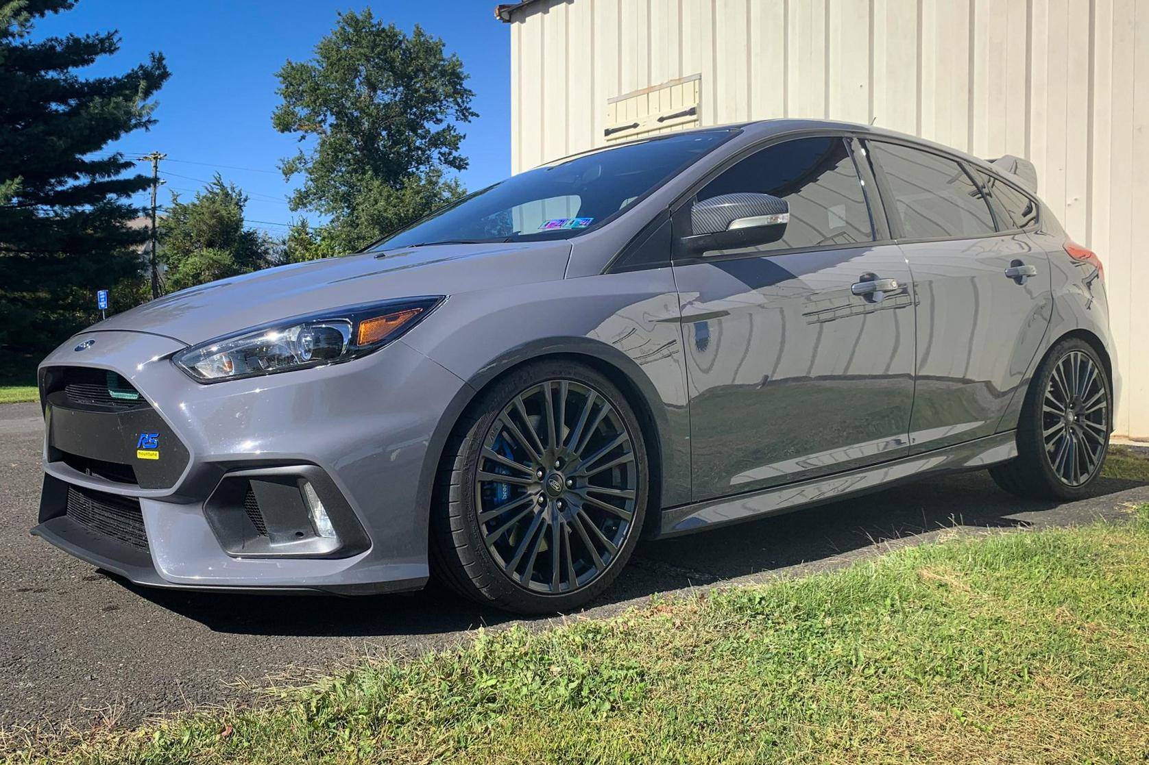 2017 Ford Focus RS auction - Cars & Bids