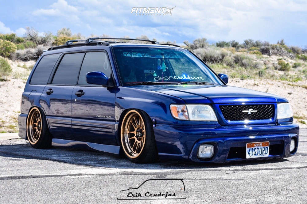 2001 Subaru Forester S with 18x9.5 Cosmis Racing XT-206R and Nitto 215x40  on Air Suspension | 856154 | Fitment Industries