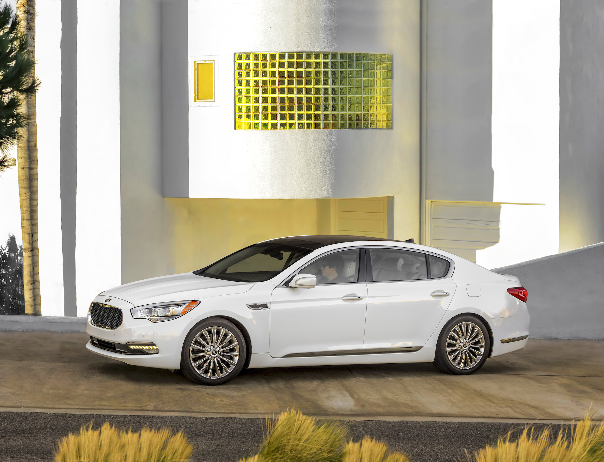 2015 Kia K900 Review, Ratings, Specs, Prices, and Photos - The Car  Connection