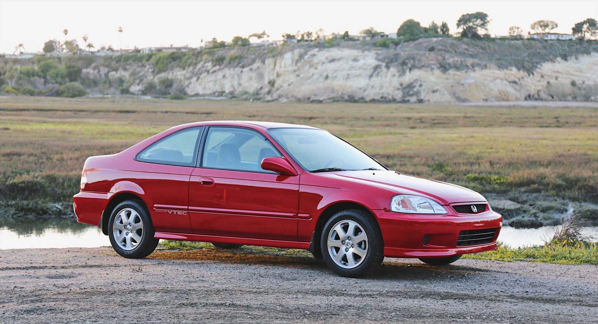 Someone Just Bought A 2000 Honda Civic Si For $22,750 | Carscoops
