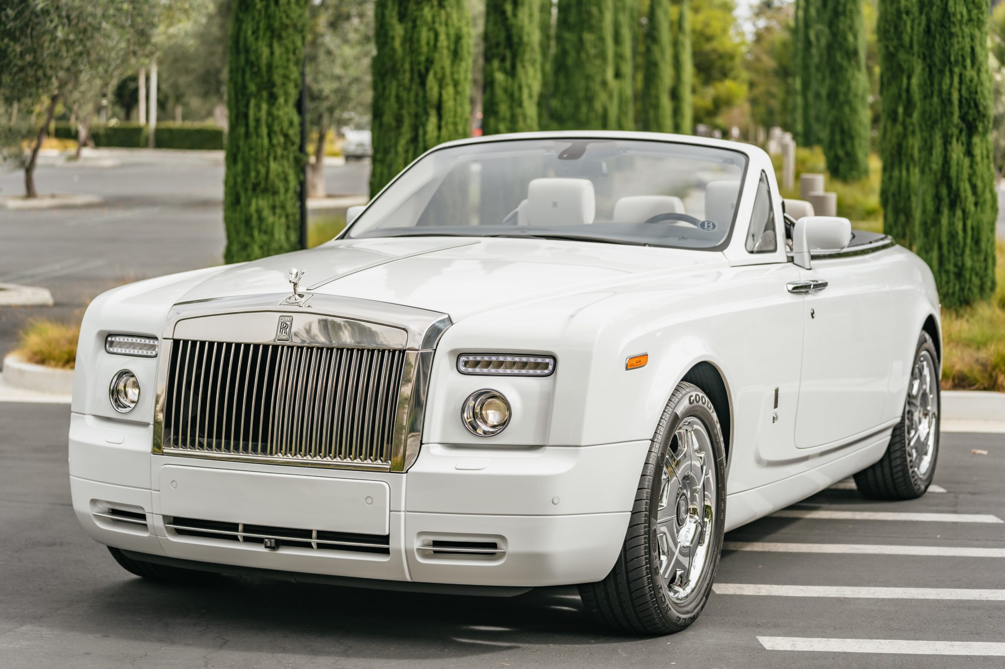 14k-Mile 2009 Rolls-Royce Phantom Drophead Coupe for sale on BaT Auctions -  withdrawn on November 23, 2022 (Lot #91,485) | Bring a Trailer