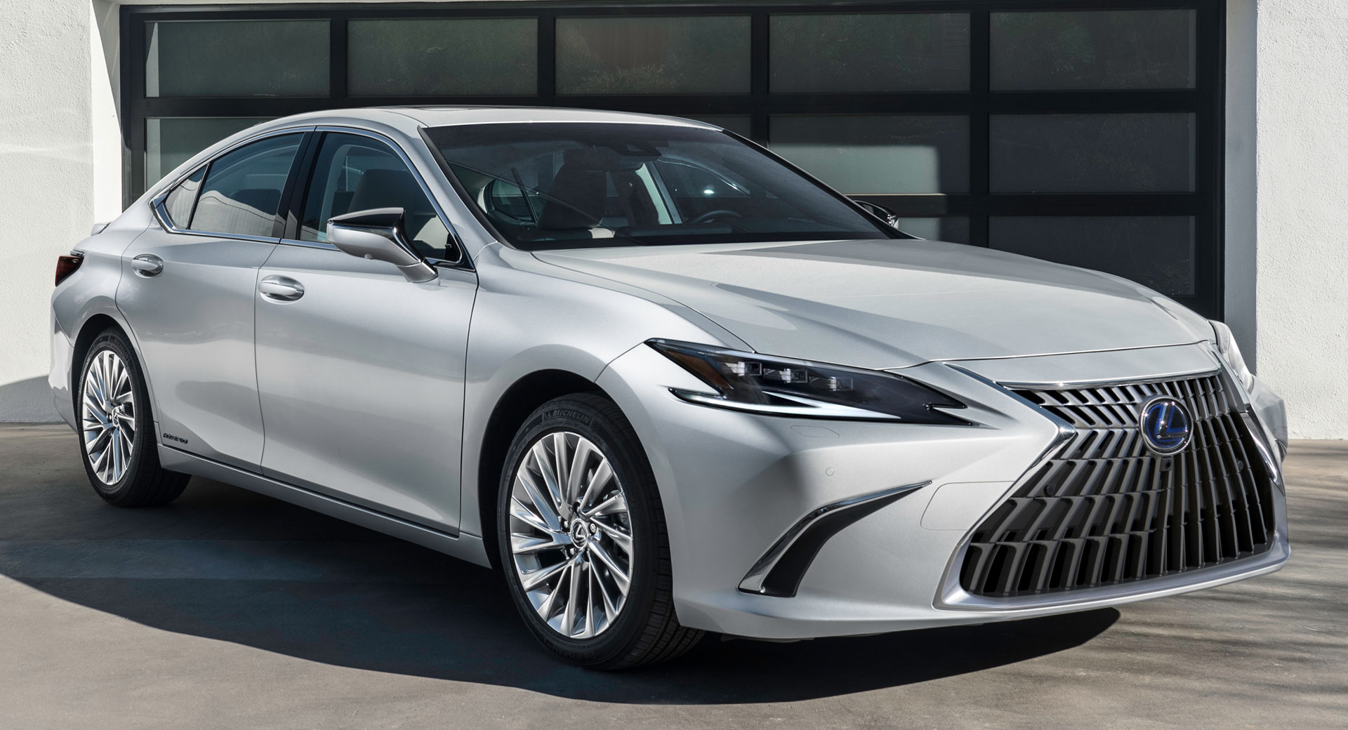 2022 Lexus ES Bows With Updated Looks, Improved Dynamics And A New  Touchscreen | Carscoops