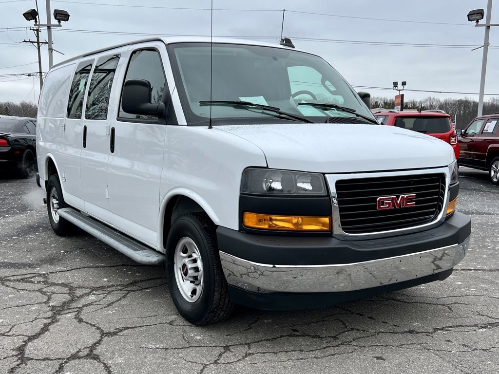 Certified Pre-Owned 2020 GMC Savana Cargo 2500 Work Van Regular Wheelbase  in #2W1560P | LaFontaine Automotive Group