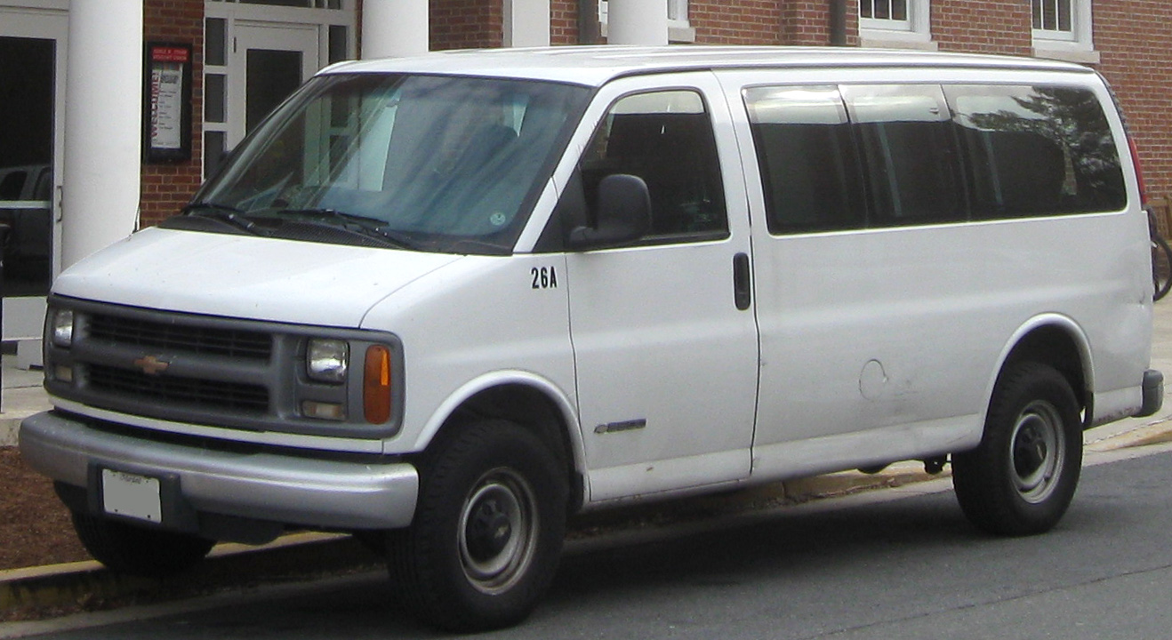 File:96-02 Chevrolet Express 2500.jpg - Wikimedia Commons