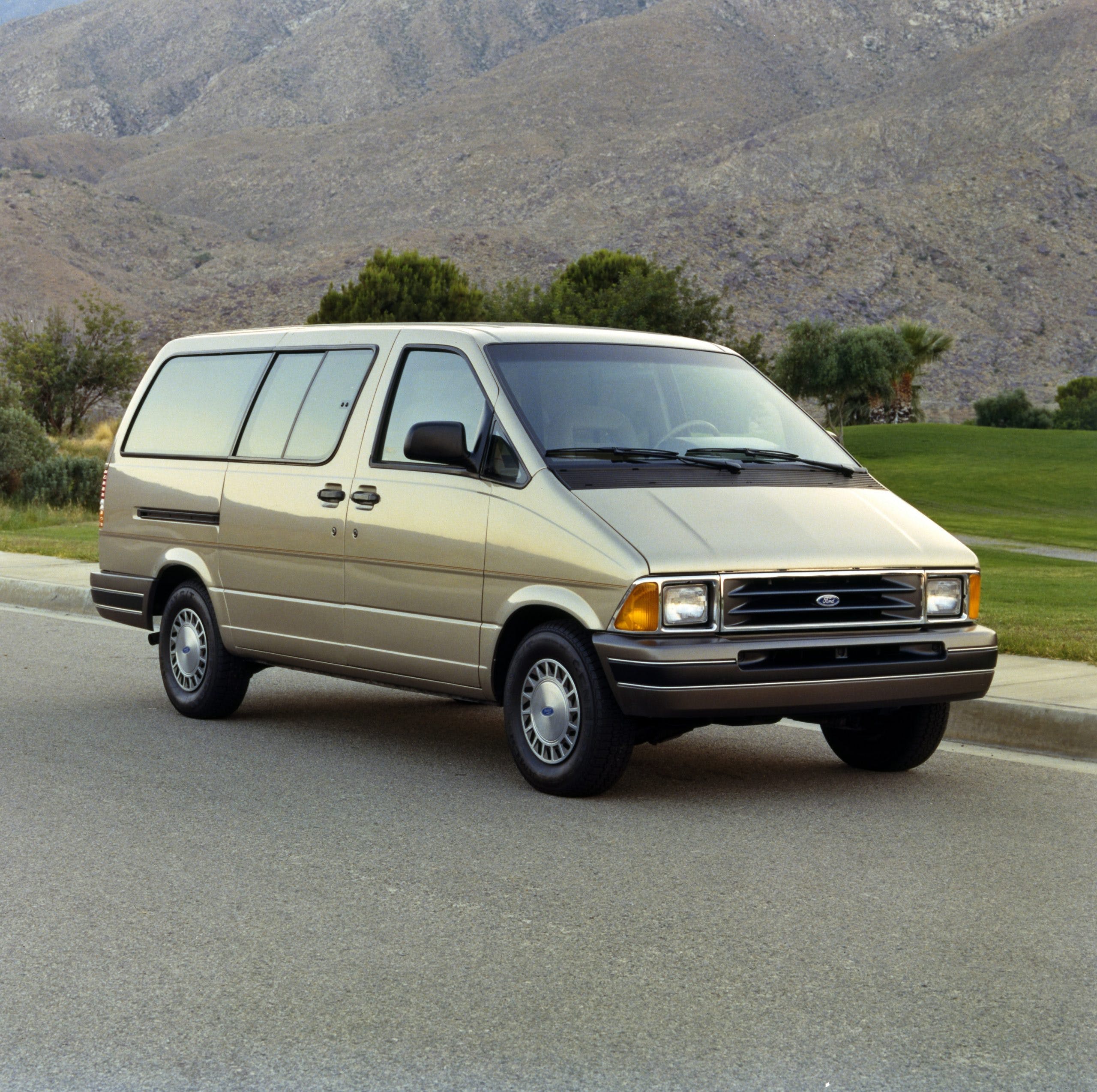 The Ford Aerostar, overshadowed by Chrysler's minivans, has faded into  undeserving obscurity - Hagerty Media