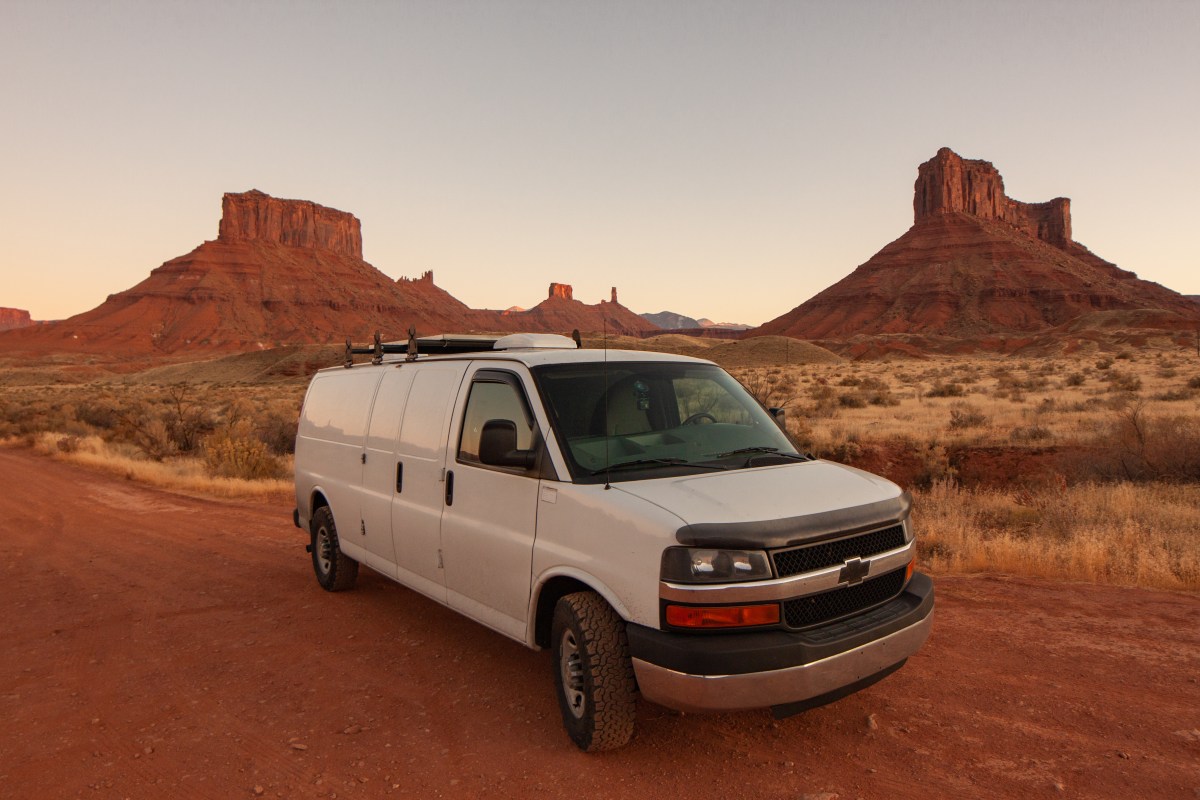 Chevy Express Campervan Build - Create Your Own Roadshow