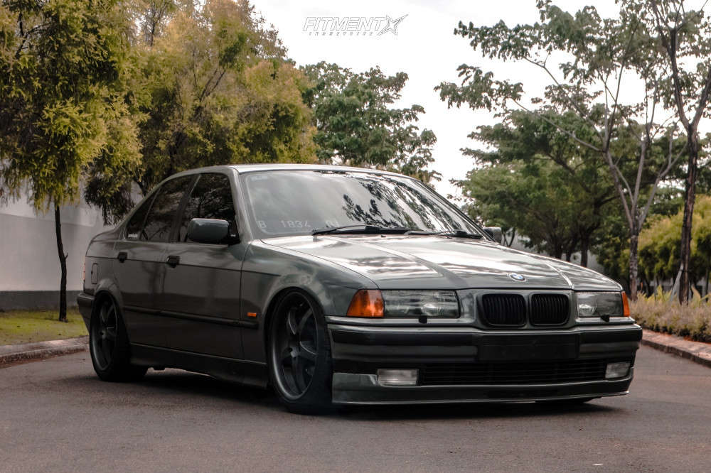 1998 BMW 318i Base with 18x8 Breyton Imagine and Michelin 215x40 on  Lowering Springs | 653874 | Fitment Industries