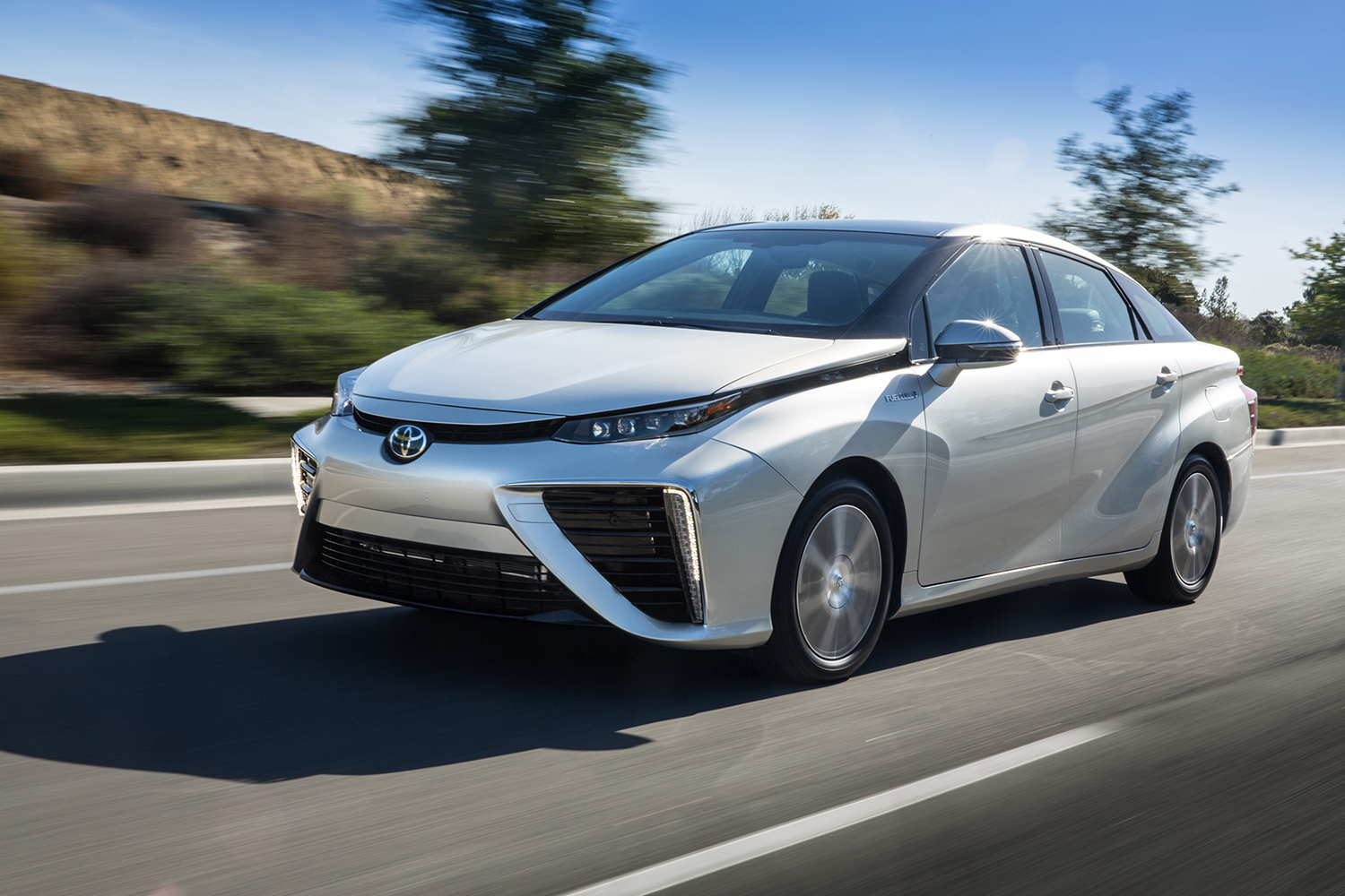Redesigned Toyota Mirai Fuel Cell Car Launching In 2020, Exec Says |  Digital Trends