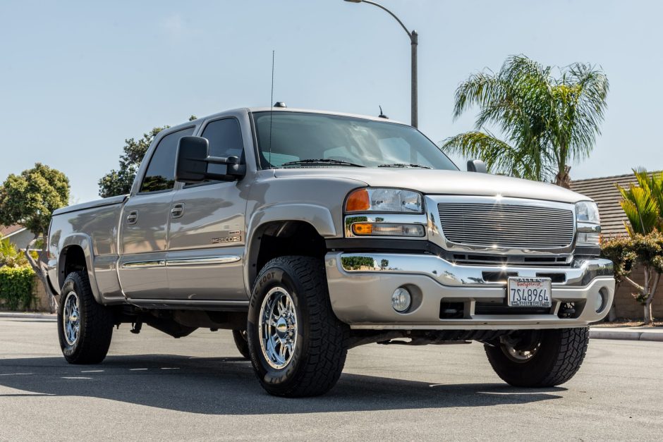 One-Owner 2005 GMC Sierra 2500HD SLT Crew Cab Duramax 4×4 for sale on BaT  Auctions - sold for $43,500 on April 27, 2022 (Lot #71,742) | Bring a  Trailer