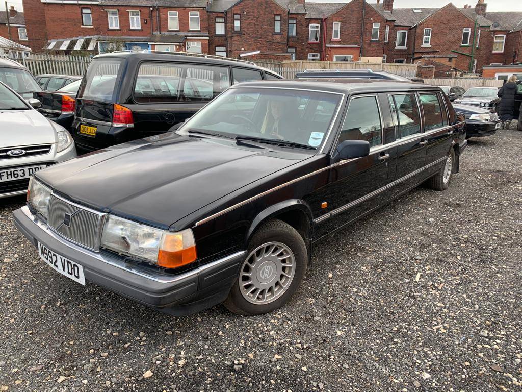Interesting Pair: 1996 Volvo 960 Hearse and Limo - DailyTurismo